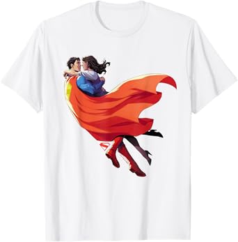 Superman (2025) Superman Lois Embrace T-Shirt