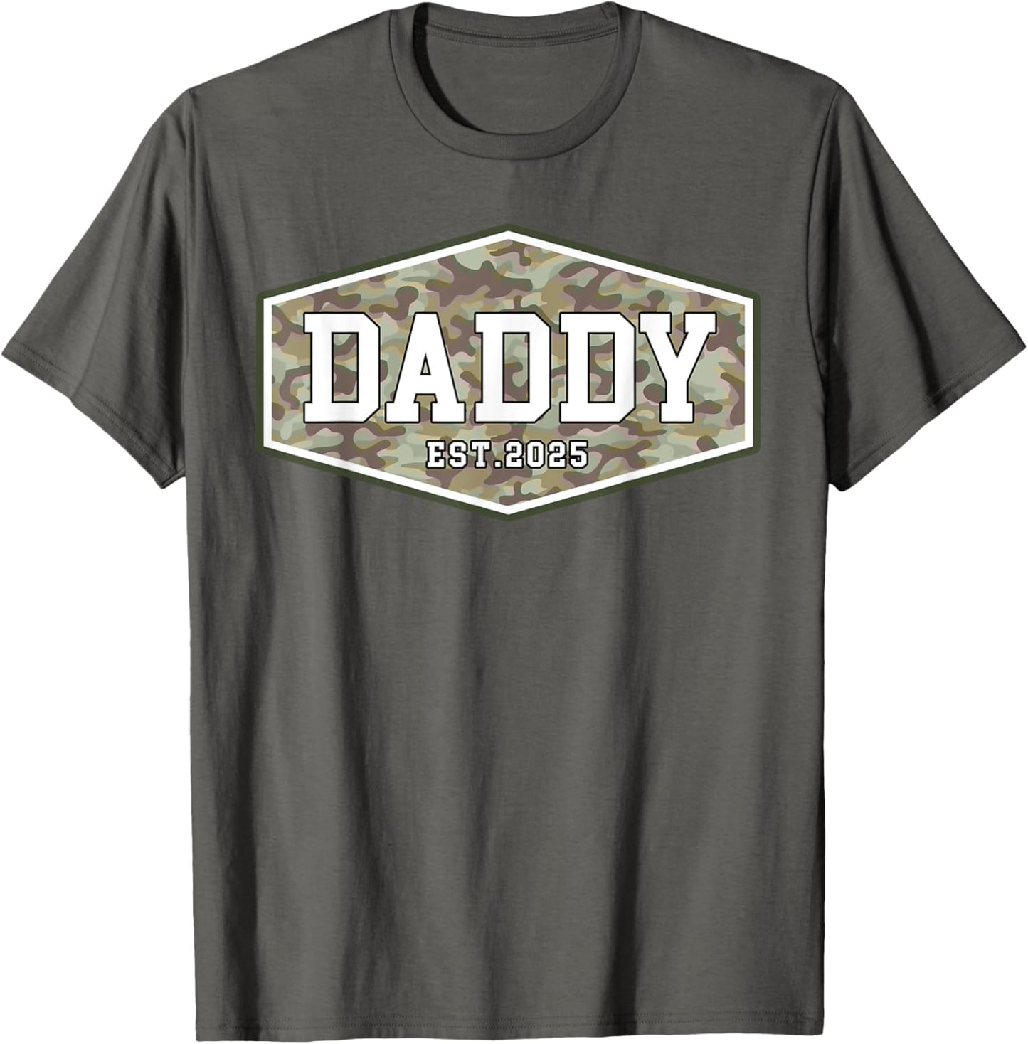Daddy Est 2025 First Dad Fathers Day New Dad 2025 Camouflage T-Shirt