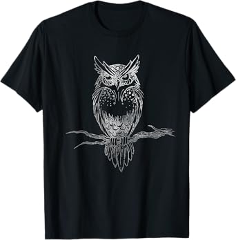 Great Horned Owl distressed design T-shirt T-Shirt