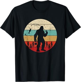 Bigfoot Fishing Funny Fisherman Retro Sasquatch Dad Men Kids T-Shirt