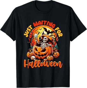 Waiting for Halloween Skeleton Drinking Gin Drinker T-Shirt