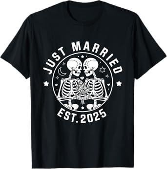 Just Married Skeleton Couple Est. 2025 T-Shirt