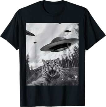 Funny Cat Selfie With Alien UFO Funny Cat For Men Women T-Shirt