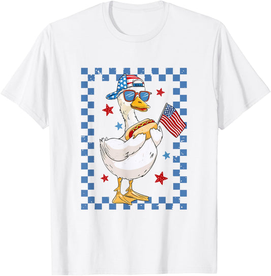 Retro Patriotic Goose Red White and Blue 4th Of July USA T-Shirt