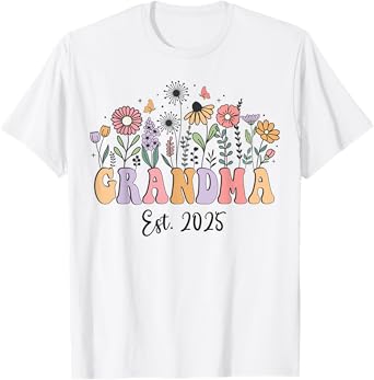 Grandma 2025 Promoted To Grandmother Est 2025 Floral Vintage T-Shirt