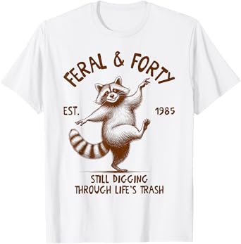40th Birthday Queen Birthday Racoon Feral & Forty Est.1985 T-Shirt