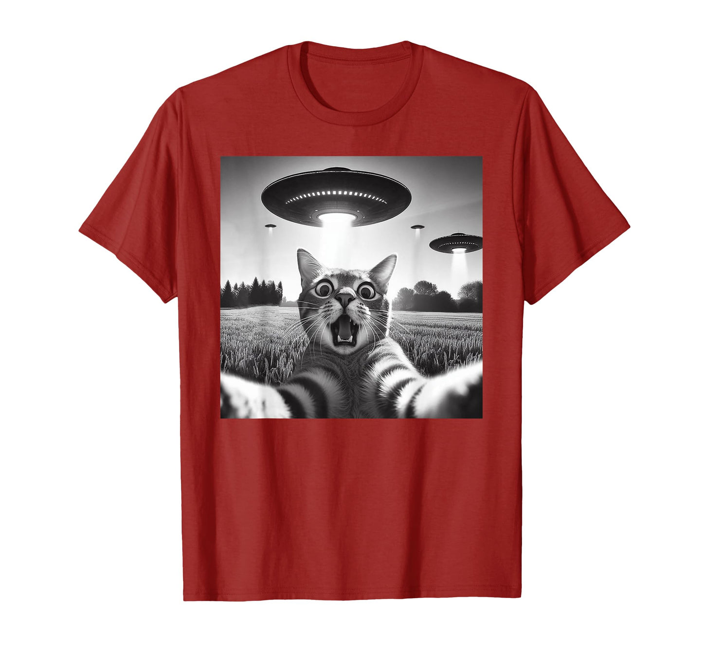 Cat Selfie With UFO Hilarious Alien Encounter T-Shirt