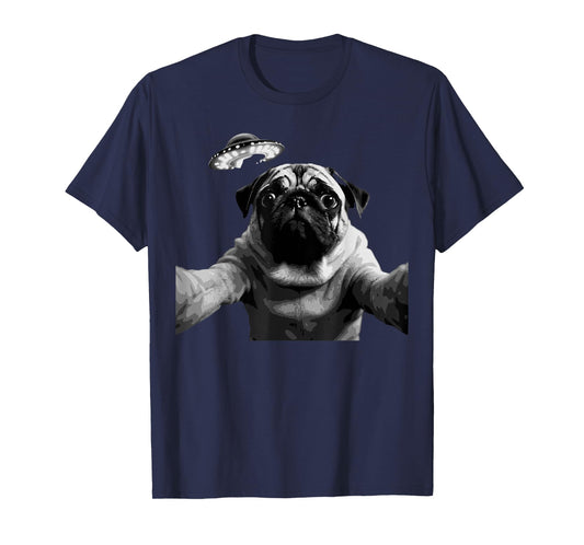 Funny Pug Selfie With UFO Encounter Love Dog Aliens T-Shirt