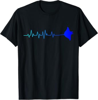 Manta Ray Heartbeat Stingray Fish Ocean Biologist T-Shirt
