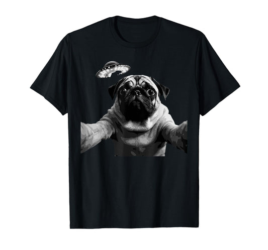 Funny Pug Selfie With UFO Encounter Love Dog Aliens T-Shirt