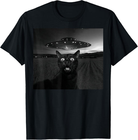 Cat Selfie With Alien UFO Funny Gifts For Men Women Boy Kid T-Shirt