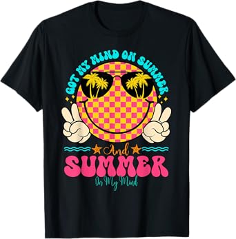 Groovy Happy Face Summer Vibes Got My Mind On Summer Teacher T-Shirt for Men Women
