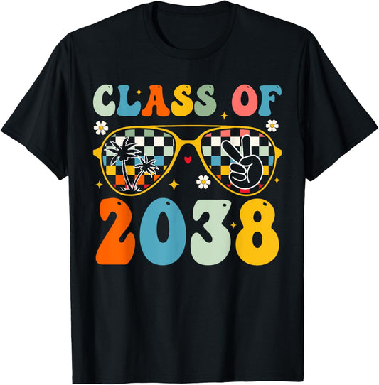 Class of 2038 Grow With Me Kindergarten Graduation Groovy T-Shirt