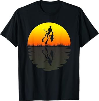 Spearfishing shirt retro sunset 70s vintage Spearfishing T-Shirt