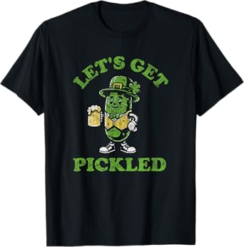 Funny St Patrick's Day Pickle Lover Leprechaun Beer Drinking T-Shirt