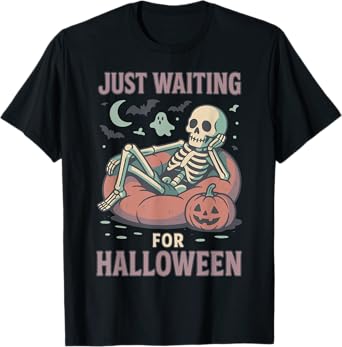 Funny Spooky Skeleton Summerween Waiting for Halloween T-Shirt
