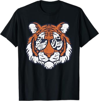 Touchdown American Football Game Day Thanksgiving Tiger Cool T-Shirt