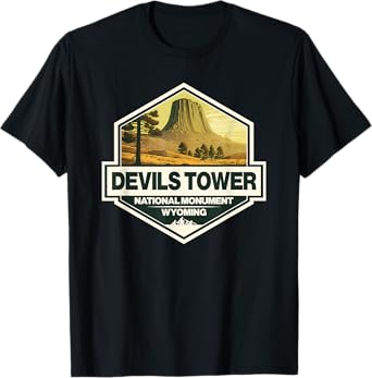 Devils Tower National Monument Wyoming Travel Art Badge T-Shirt