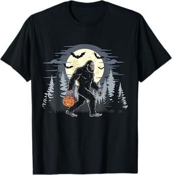 Halloween Bigfoot Sasquatch In The Forest Jack-O-Lantern Men T-Shirt