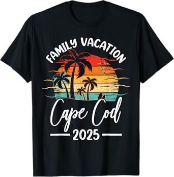 Family Vacation 2025 Vintage Massachusetts Cape Cod Beach T-Shirt