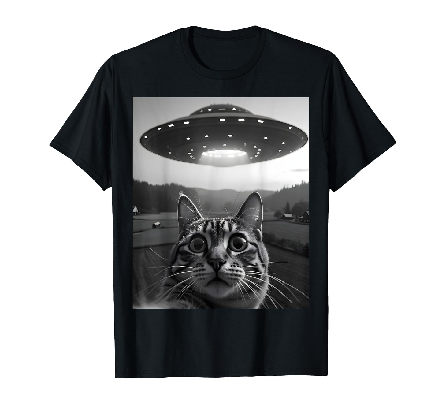 Cat Selfie With Alien UFO Funny Cat T-Shirt