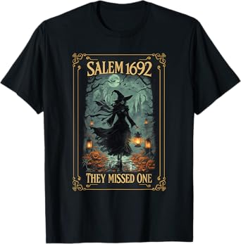 Salem 1692 They Missed One Halloween Witch Tarot Card Women T-Shirt