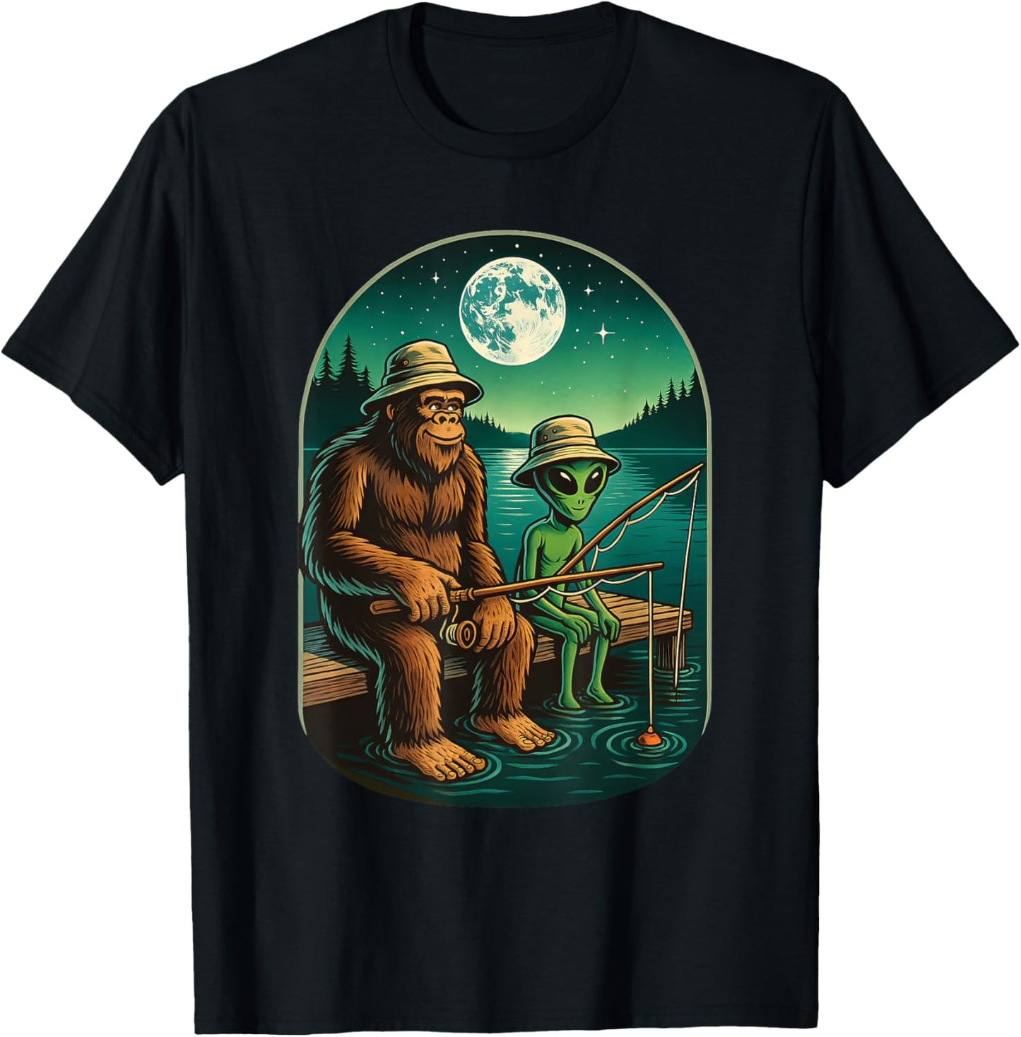 Bigfoot Fishing Shirt Men Boys Sasquatch Fishing Distressed T-Shirt