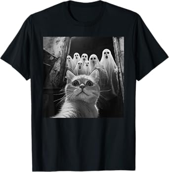 Cat Selfie With Ghosts Funny Cat Halloween T-Shirt
