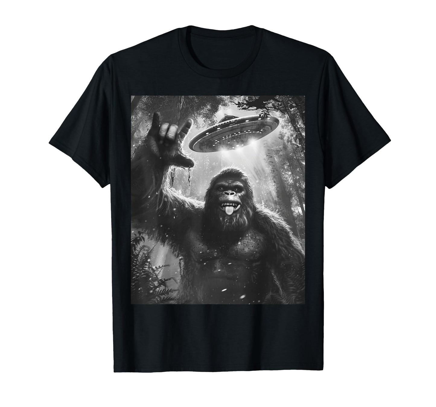Funny Sasquatch Bigfoot Rock On Selfie with UFO Alien Saucer T-Shirt