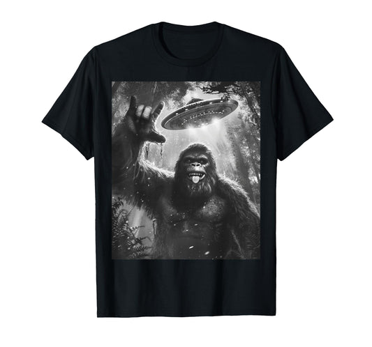 Funny Sasquatch Bigfoot Rock On Selfie with UFO Alien Saucer T-Shirt