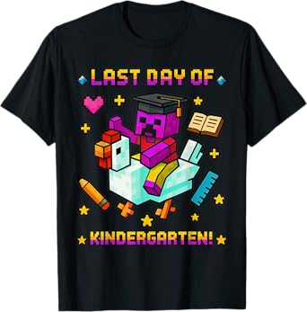 Last Day of Kindergarten Funny Chicken Pixel Art Kids Boys T-Shirt