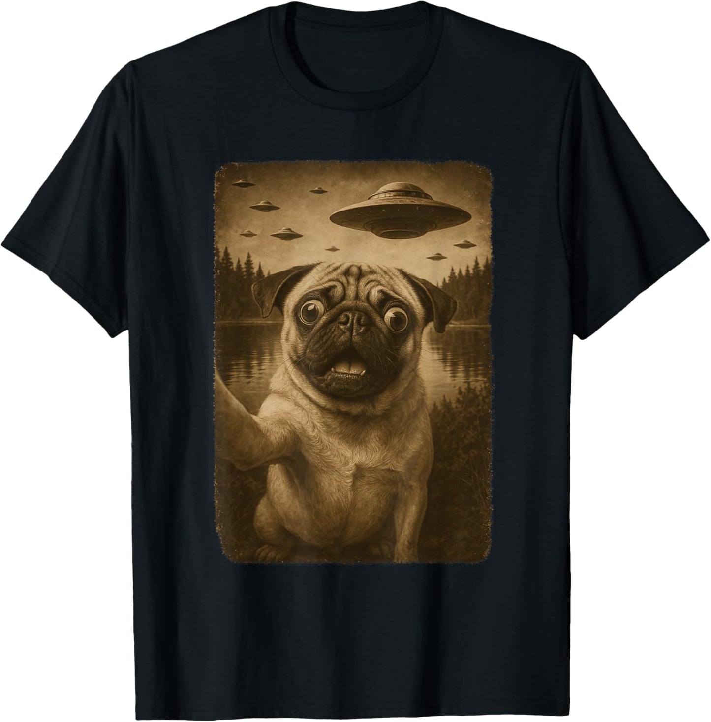 Funny Pug UFO Encounter Retro Selfie Dog Lover Gift T-Shirt