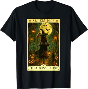 Salem 1692 Halloween Witch They Missed One Tarot Card Women T-Shirt